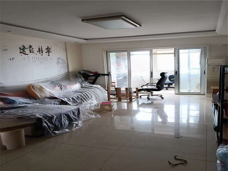 睿智園小區(qū)法拍房1、2棟1803號房產(chǎn)及室內(nèi)家具家電