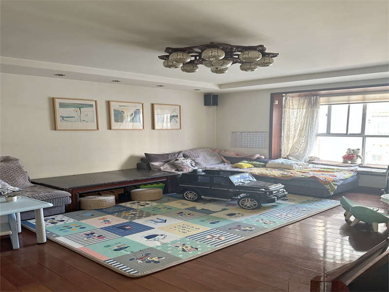惠澤園法拍房A1，A2，B1，B2棟504號(hào)及其室內(nèi)家具家電物品