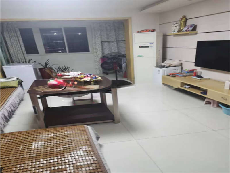景環(huán)小區(qū)法拍房B3、B4棟203房